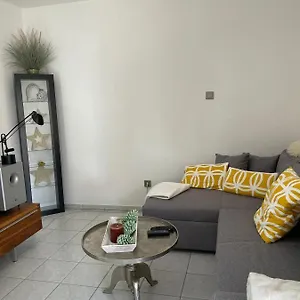 Vida Real Estate Appartamento
